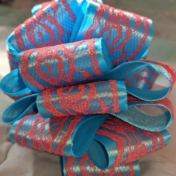 Bows Bows Bows - Picture 3 of 8